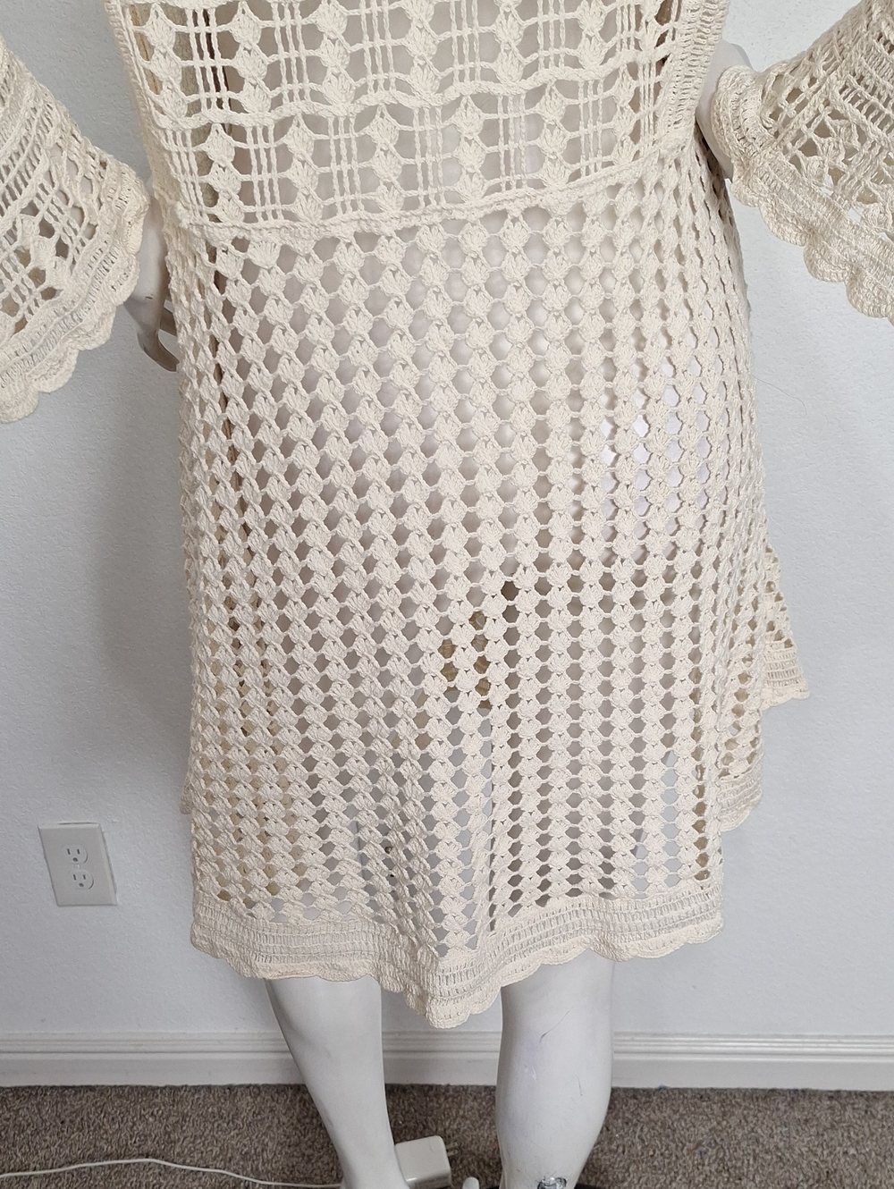 V. Christina Cream Crochet Floral Embroidered Cottagecore Open Cardigan Size L - Picture 9 of 13